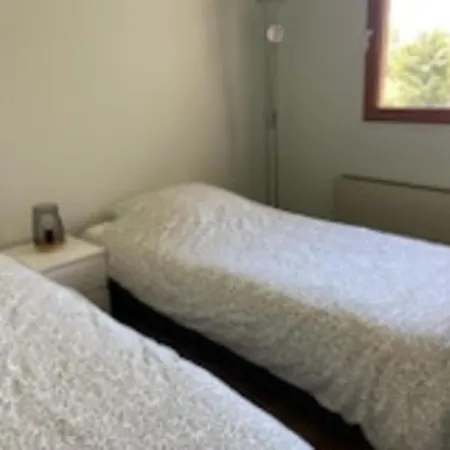Spacious T3 With Balcony - Close To Town Center Touques