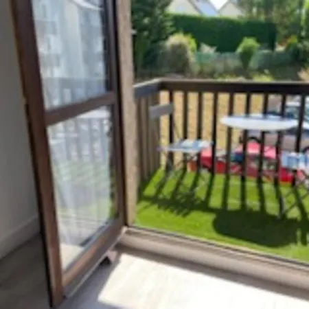 公寓 Spacious T3 With Balcony - Close To Town Center *