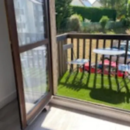 Διαμέρισμα Spacious T3 With Balcony - Close To Town Center *