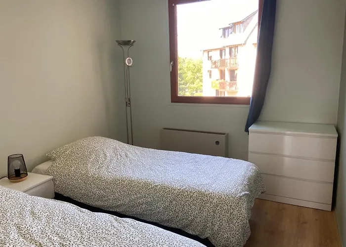 Апартаменты Spacious T3 With Balcony - Close To Town Center